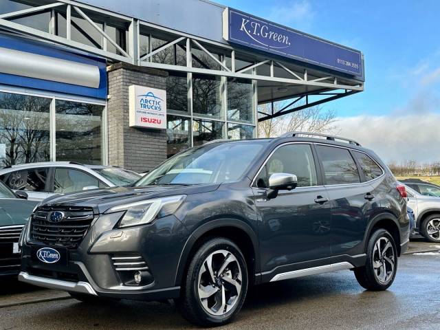 Subaru Forester 2.0i e-Boxer XE Premium 5dr Lineartronic SUV Petrol/Electric Hybrid GREY